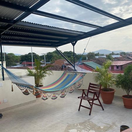 Apartamentos Casa Amarilla Granada Εξωτερικό φωτογραφία