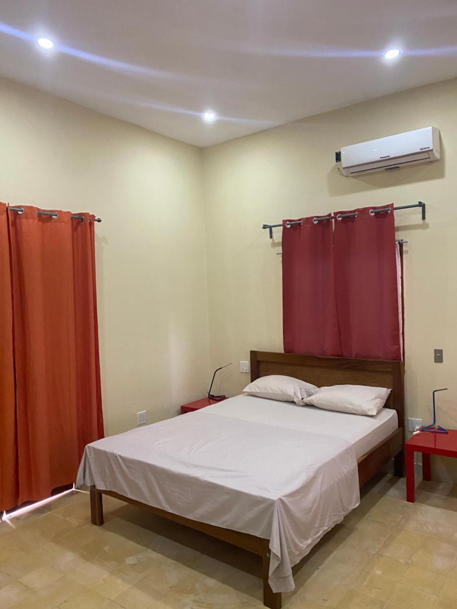 Apartamentos Casa Amarilla Granada Εξωτερικό φωτογραφία