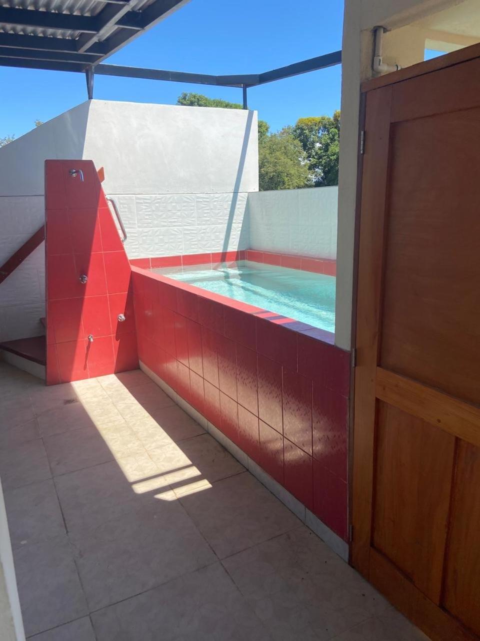 Apartamentos Casa Amarilla Granada Εξωτερικό φωτογραφία