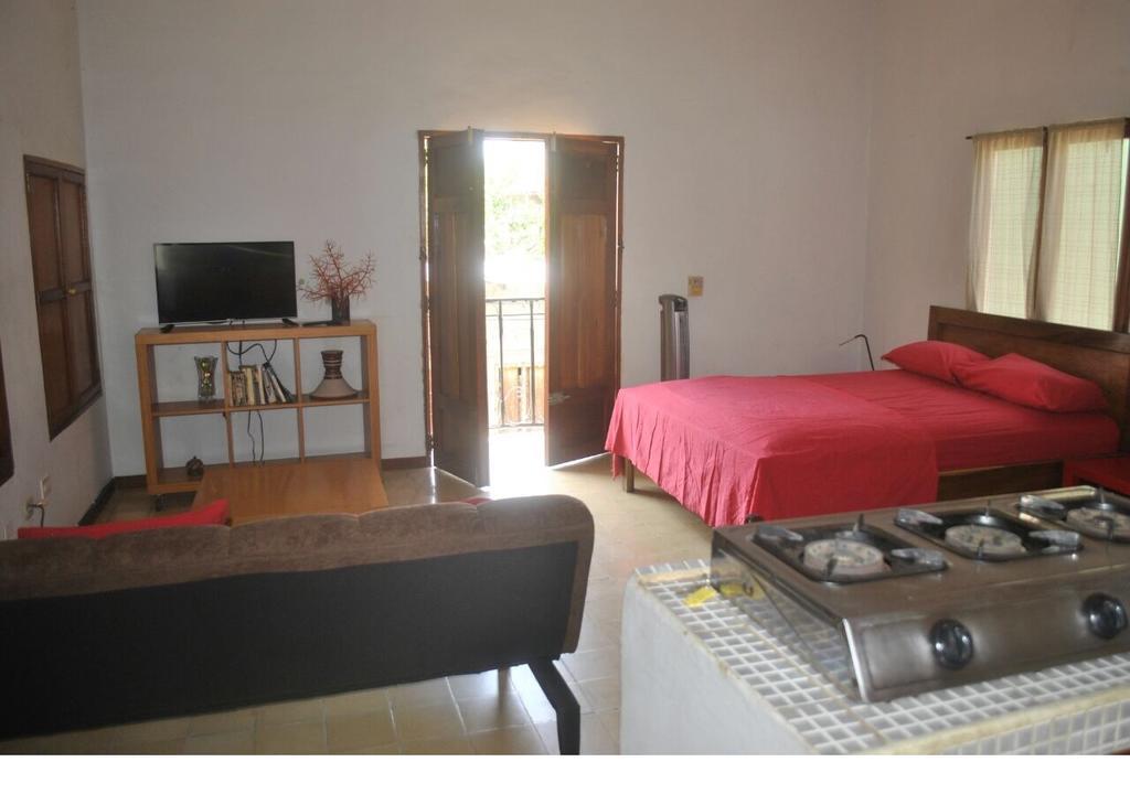 Apartamentos Casa Amarilla Granada Εξωτερικό φωτογραφία