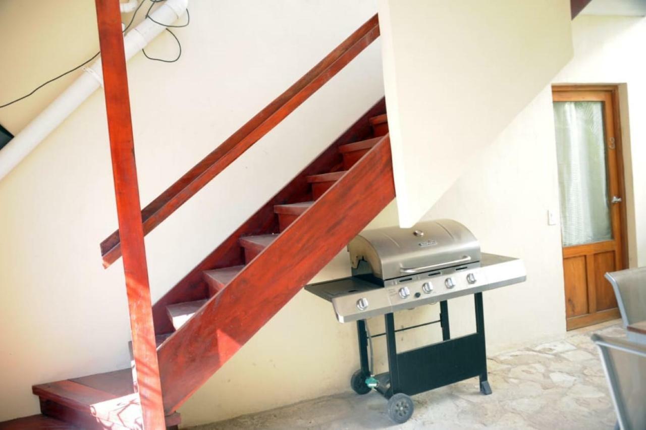 Apartamentos Casa Amarilla Granada Εξωτερικό φωτογραφία
