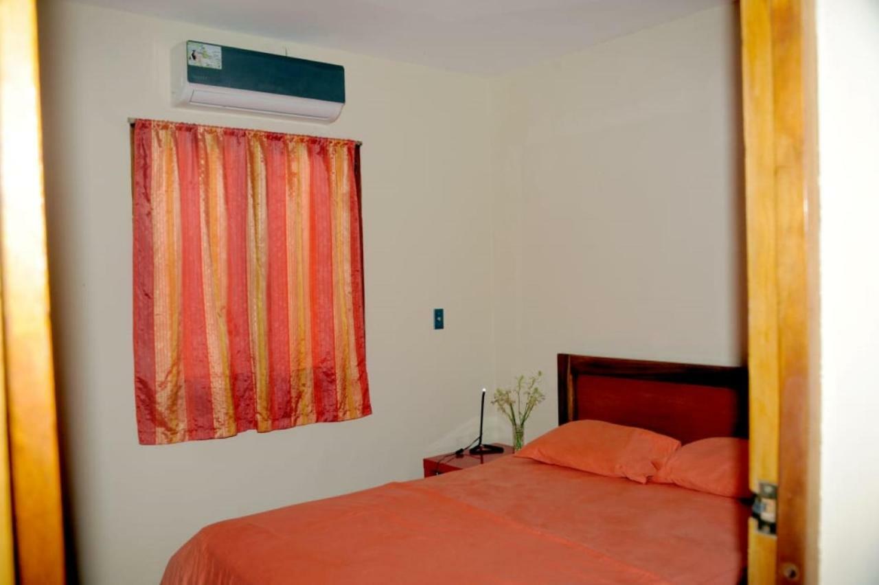 Apartamentos Casa Amarilla Granada Εξωτερικό φωτογραφία
