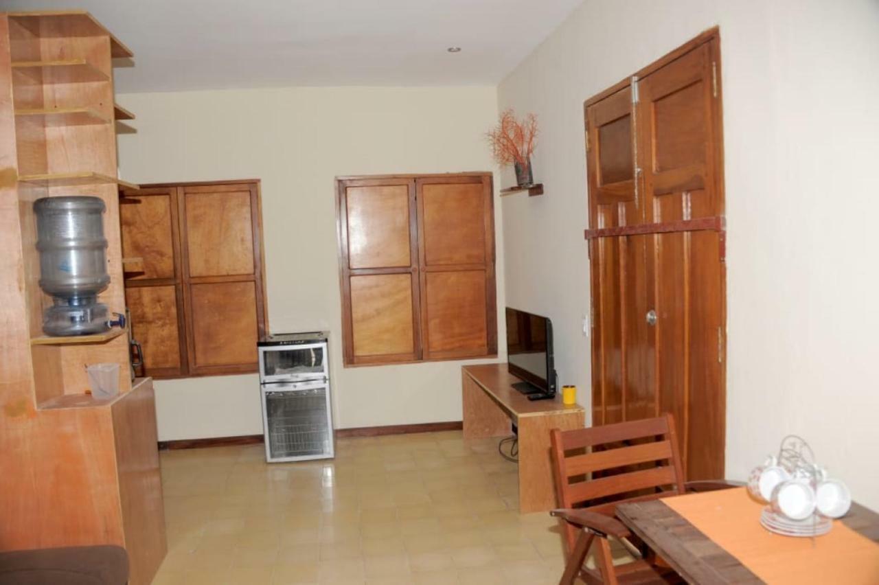 Apartamentos Casa Amarilla Granada Εξωτερικό φωτογραφία