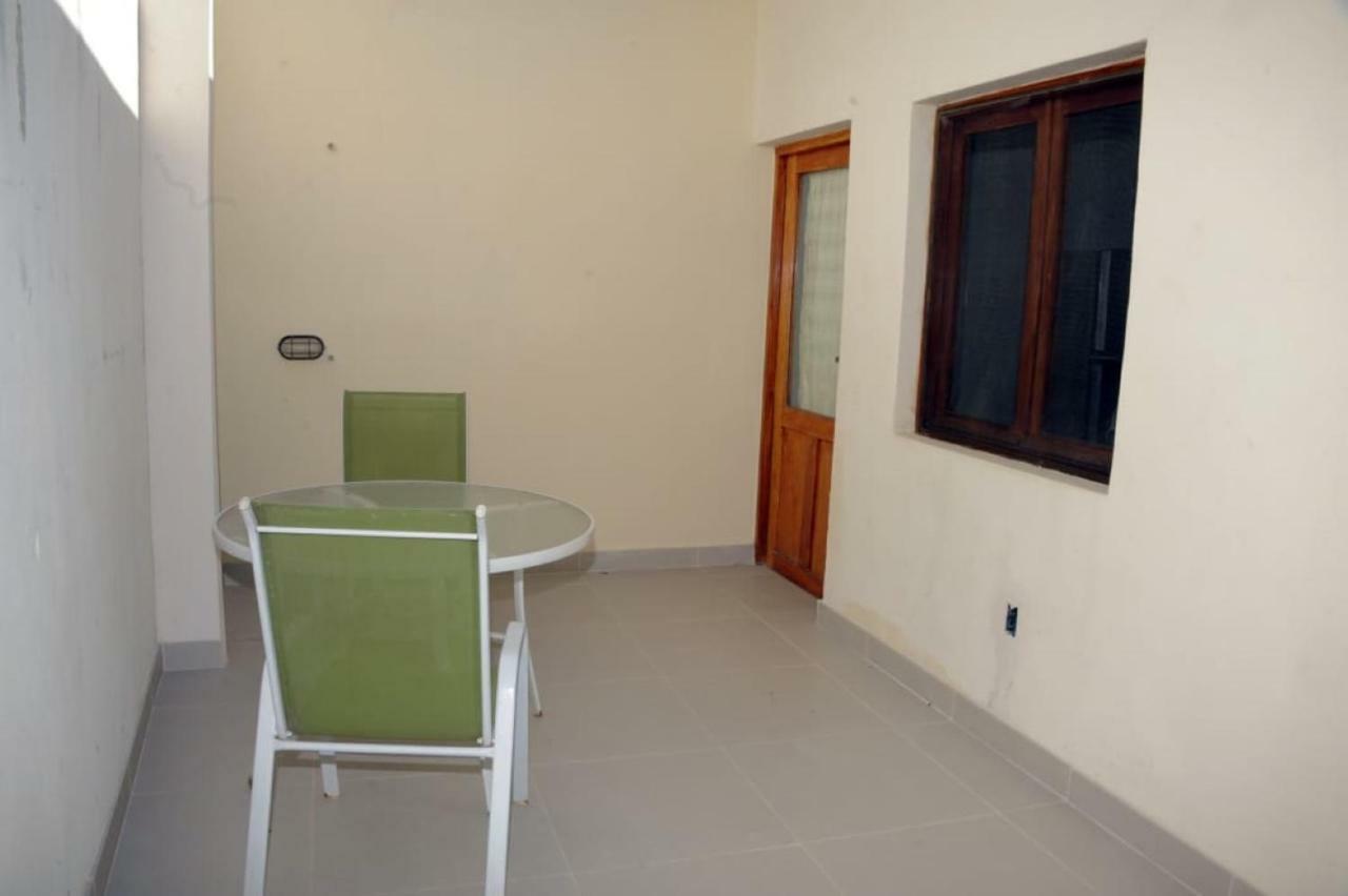 Apartamentos Casa Amarilla Granada Εξωτερικό φωτογραφία